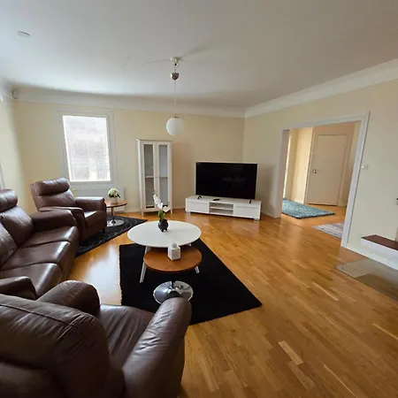 شقة Room's House 7 200m2 *